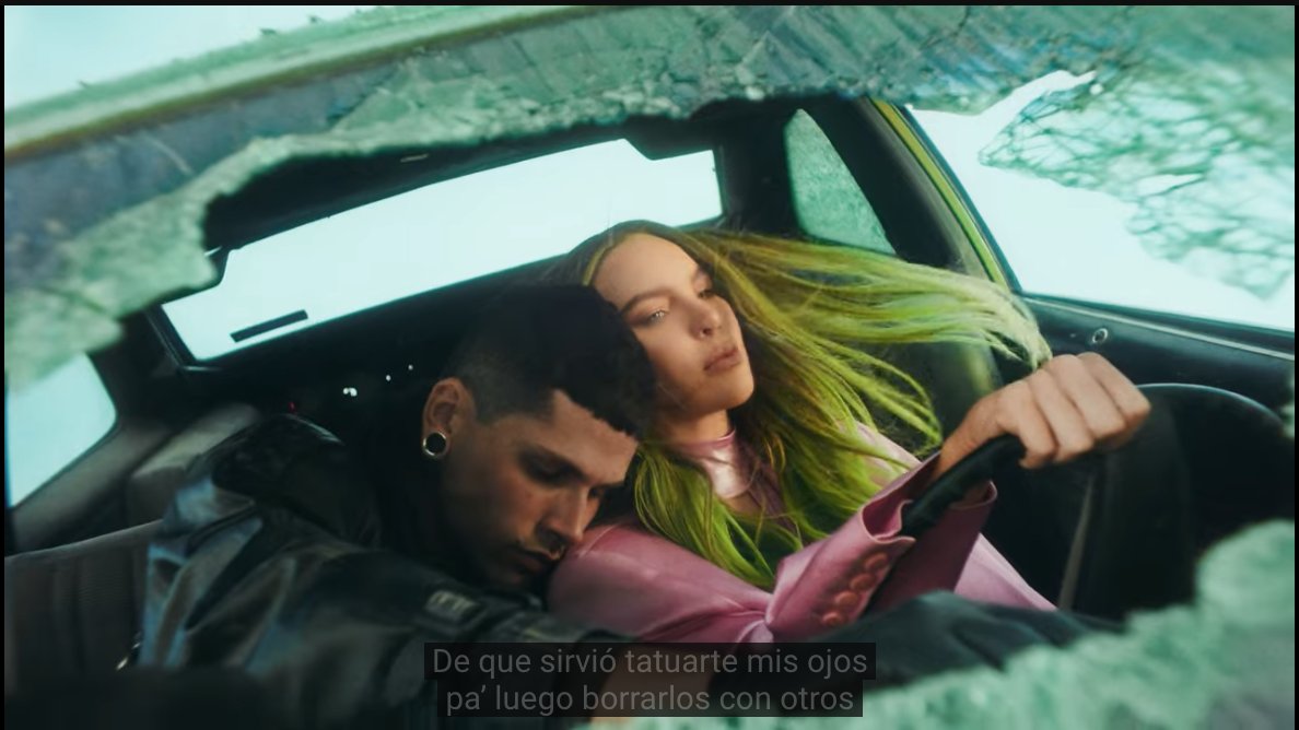 Belinda estrena 'Captus', canción dedicada a Christian Nodal