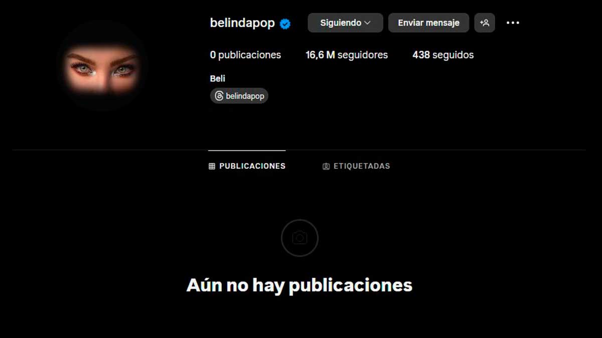 Belinda publica foto de sus ojos, son parecidos al tatuaje de Christian Nodal