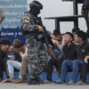 Suman al menos 70 detenidos en Ecuador, tras asonada violenta