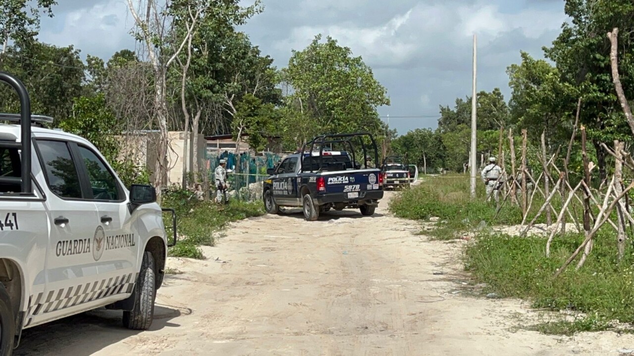 Ejecutan a hombre en la colonia la Roca en Cancún; motosicarios que lograron escapar le dispararon en el menos cinco ocasiones.