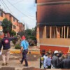 Muere mujer en explosión por gas en habitacional de Edomex