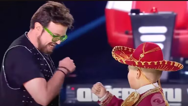 Internautas exigen la salida de Aleks Syntek en la 'La Voz Kids Colombia'