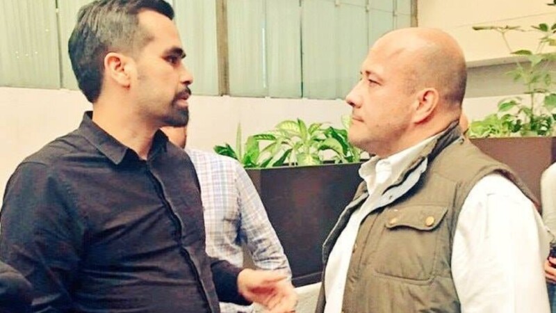 Critica Enrique Alfaro “destape” en MC de Jorge Álvarez