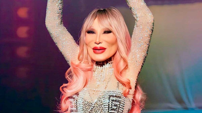 Lyn May pide a Peso Pluma que la 'busque' para cantar corridos tumbados