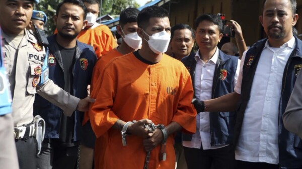 Arrestan en Indonesia a 3 mexicanos por robo