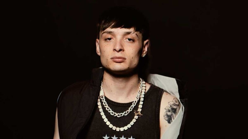 Piden cancelar a Peso Pluma en Festival Viña del Mar