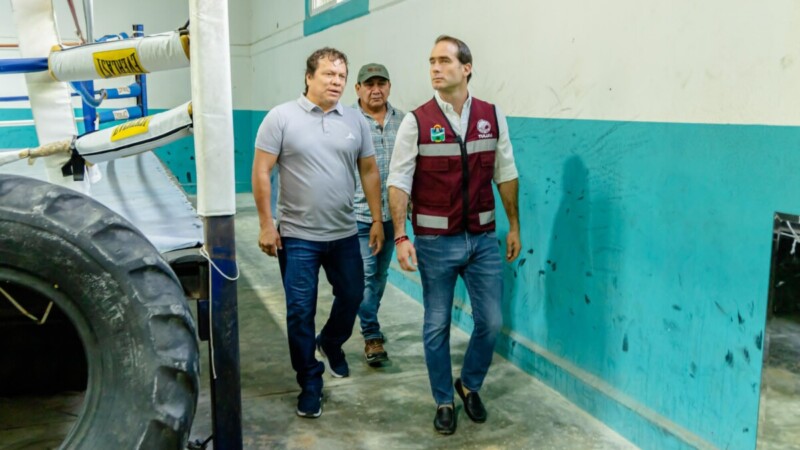 Supervisa Diego Castañón rehabilitación Unidad Deportiva de Tulum