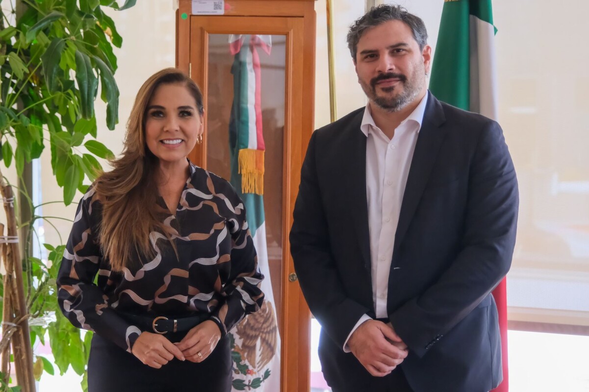 En reunión con el director general del IMSS-Bienestar revisan avances para el cuidado de la salud de la población quintanarroense.