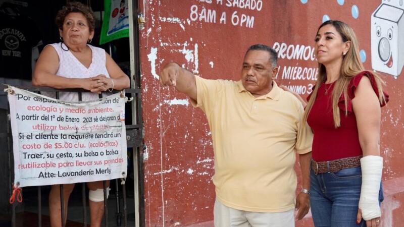 Marybel Villegas cuida y protege a los trabajadores de Quintana Roo