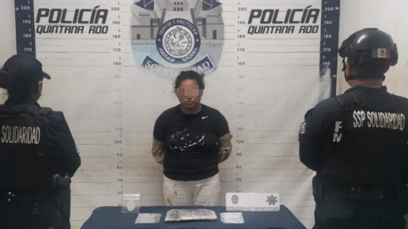Detienen a mujer droga y arma de fuego en Playa del Carmen