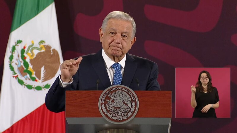 Para evitar ser “cepillado” por INE, AMLO hará giras privadas