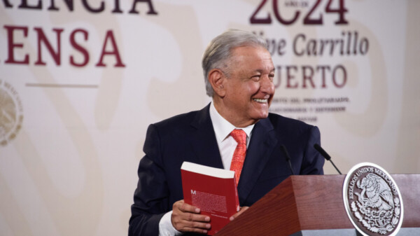 Con Sherwood no traté el tema de filtración de la DEA: AMLO