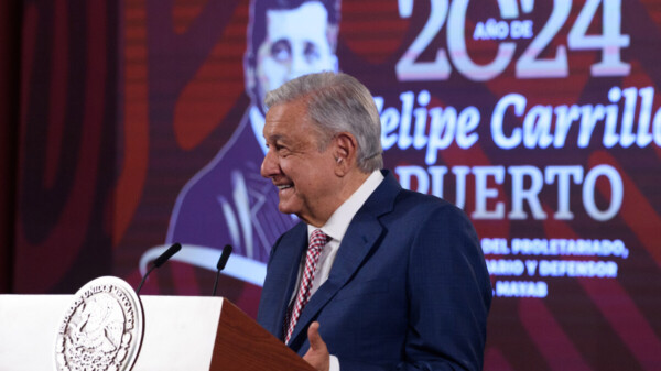 Reforma de AMLO al Infonavit permitirá adquirir casa pronto