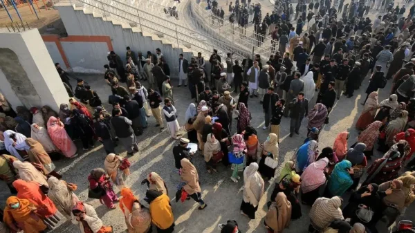 Dejan  22 muertos en Pakistán a un día de las elecciones