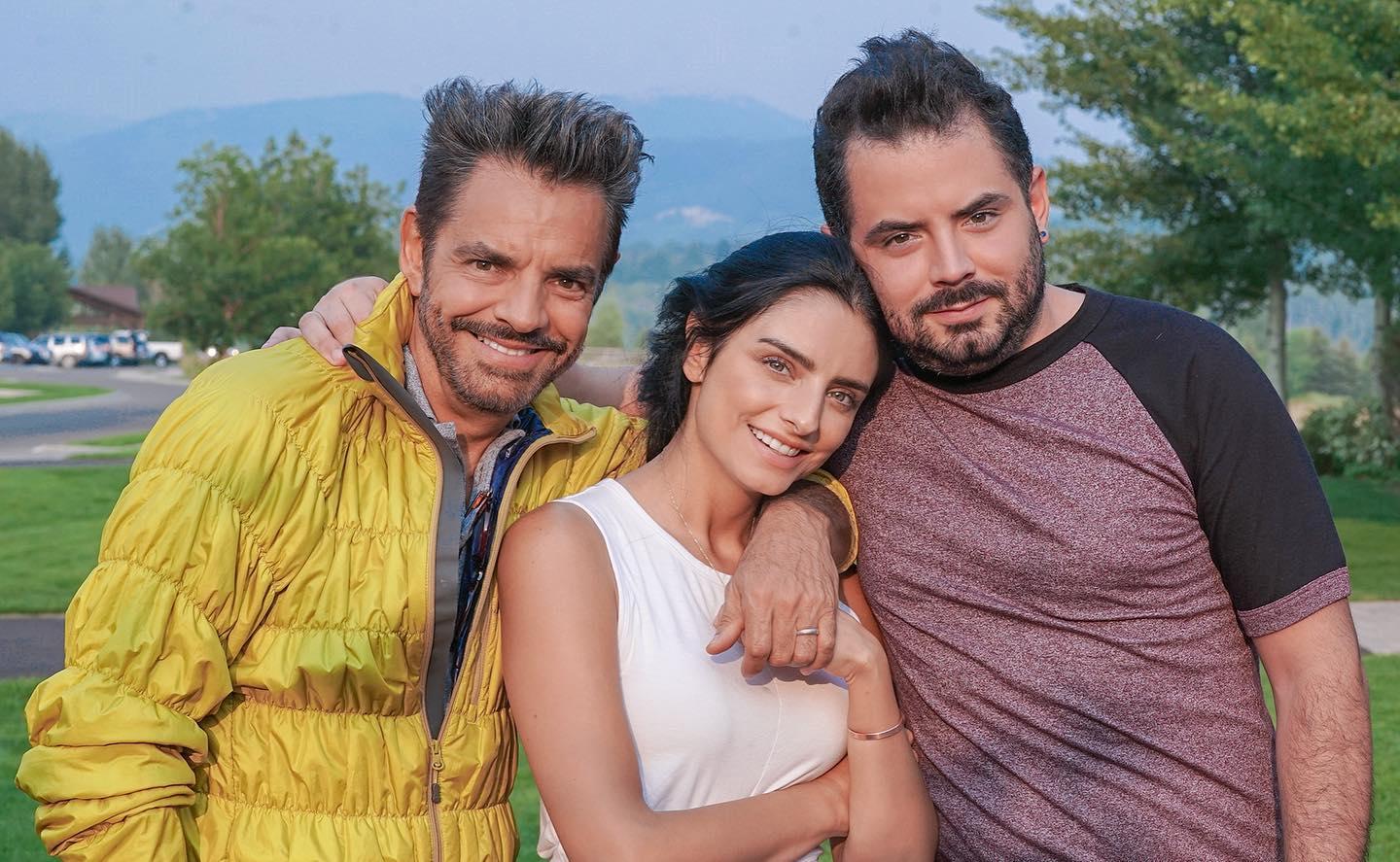 ¿Niño o niña? Aislinn Derbez habría revelado el género del bebé de su hermano José Eduardo