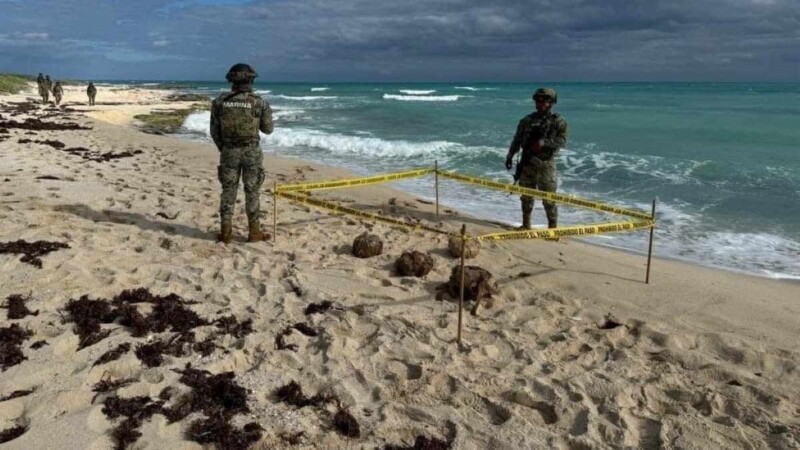 Asegura la Marina paquetes con droga en la Isla Contoy