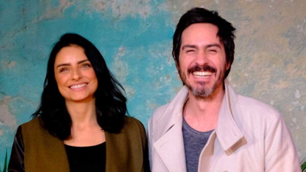 ¿Regresaron? Captan a Aislinn Derbez y Mauricio Ochmann caminando de la mano en España