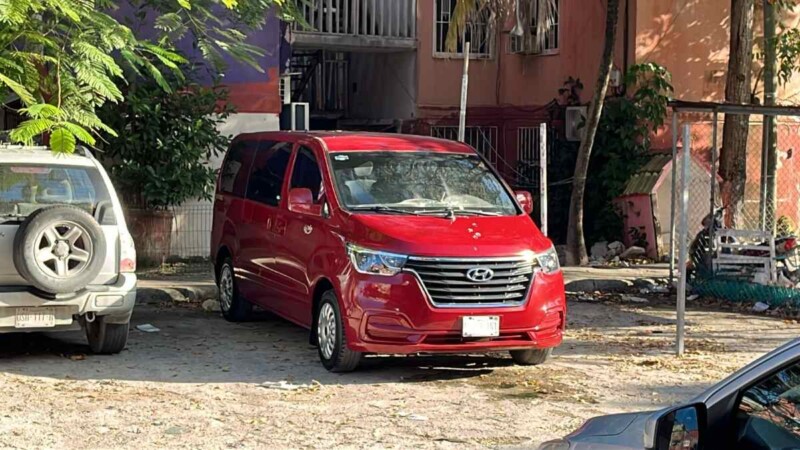 Disparan contra taxi de Isla Mujeres en el fraccionamiento Corales de Cancún