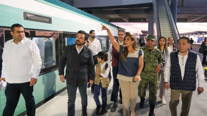 En Tren Maya, Mara Lezama y Zoé Robledo sostienen mesa de trabajo en temas de salud para Quintana Roo