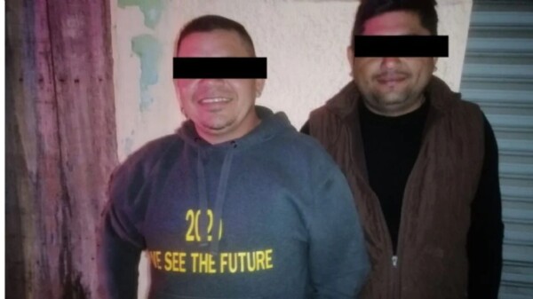 Vandaliza y roba funcionario de Kanasín propaganda de Sheinbaum