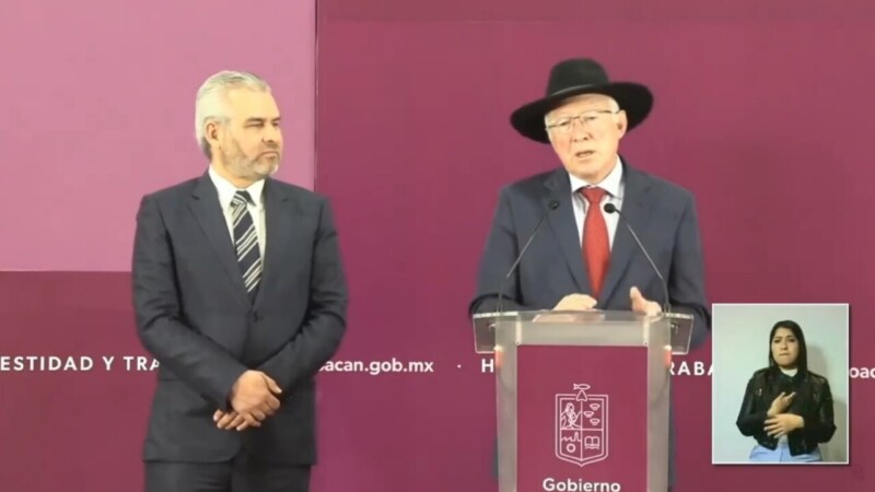 Ken Salazar: la Casa Blanca nada investiga contra AMLO