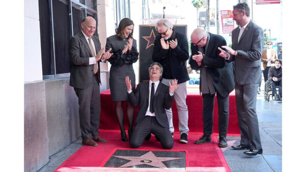 Mark Ruffalo recibió su estrella en el Paseo de la Fama en Hollywood