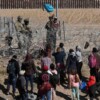 “Voten por quien se comprometa a regularizar migrantes”