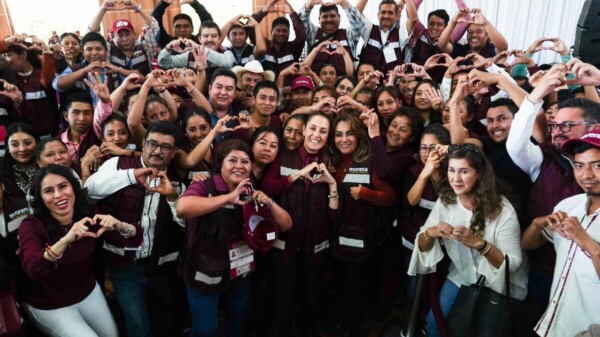 Reformas de AMLO serán difundidas “casa por casa”