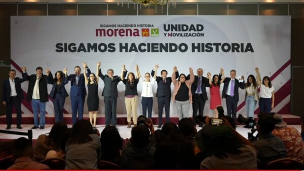 Presenta Claudia Sheinbaum a su equipo de campaña