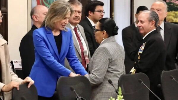 Asumen México, EU y Canadá desafío del tráfico de fentanilo