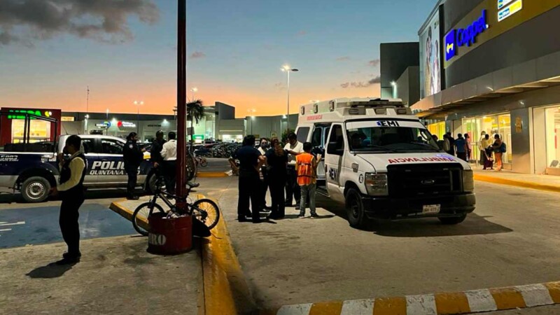 Detienen a ladrón de celulares en plaza de Cancún
