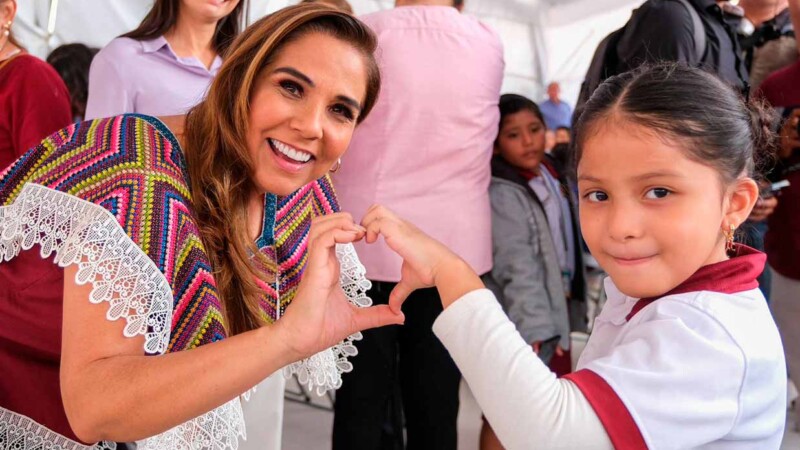 Inaugura Mara Lezama escuelas con distintivo “Escuelas Transparentes”