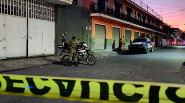 Por presunto maltrato, mujer en CDMX mata a balazos a su esposo