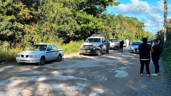 Localizan taxi de operador "levantado" en Cancún