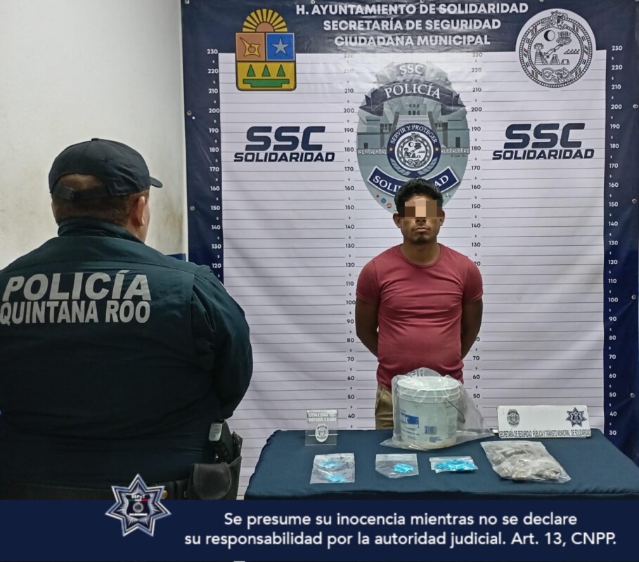 Recala paquete de droga en Playa del Carmen; en otro hecho, la Policía local detuvo a Luis “N” con diversos narcóticos en la colonia In House.