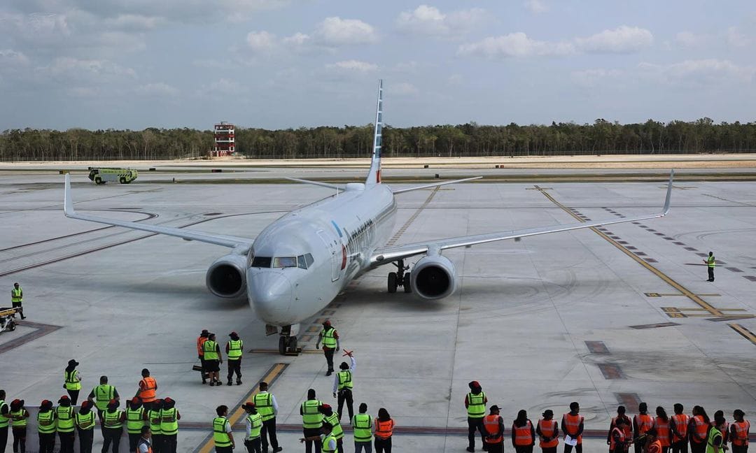 Se estrena el aeropuerto de Tulum con vuelos internacionales; alrededor de las 11 am de este jueves aterrizó en el AIFCP el primer vuelo procedente de Dallas, Texas.