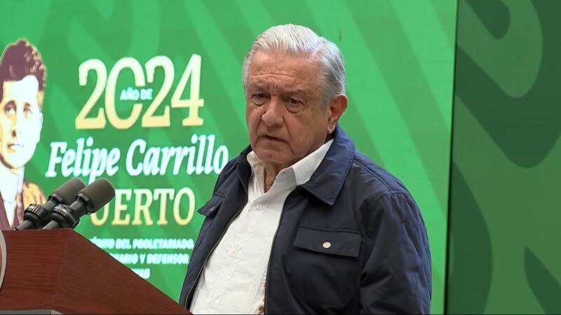 Indagarán a todos por el caso del normalista asesinado: AMLO