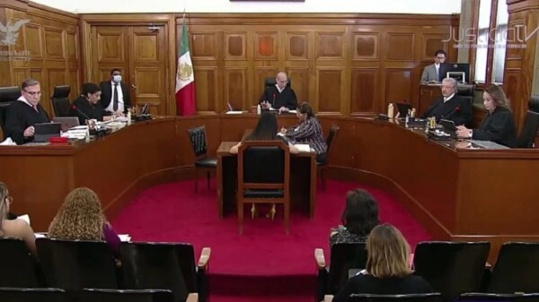 Celebra Salinas Pliego amparo para reducir pago de impuestos