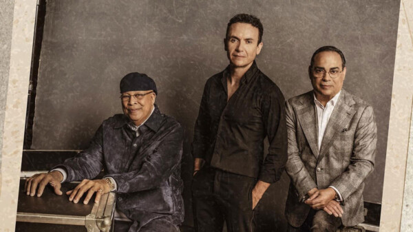 Fonseca estrena su nuevo sencillo 'Colección de recuerdos' con Gilberto Santa Rosa y Chucho Valdés