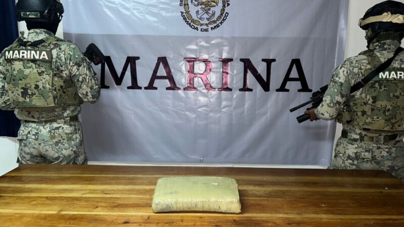 Marina asegura dos paquetes con droga en Cozumel y Punta Maroma