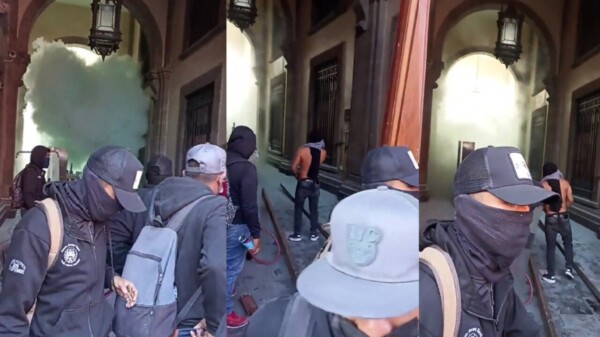 Protestas por el caso Ayotzinapa son una provocación: AMLO