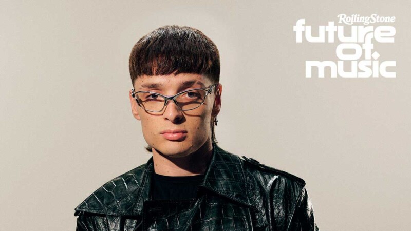 Peso Pluma aparece en la portada de Rolling Stone