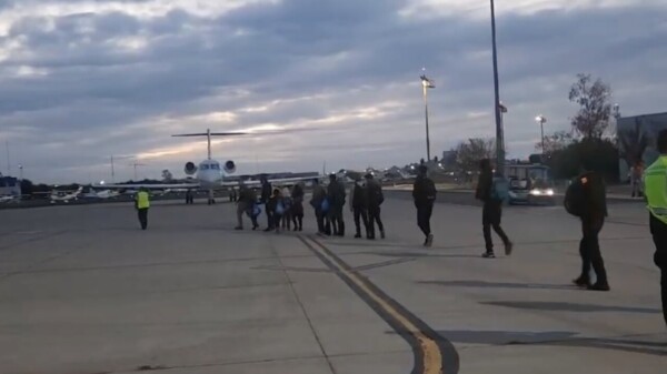 Retorno humanitario a Guatemala de 100 niñas, niños y adolescentes