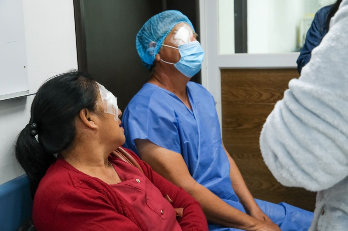 Concluyen 75 cirugías de pterigión a ciudadanas y ciudadanos de los municipios de Othón P. Blanco y Bacalar.