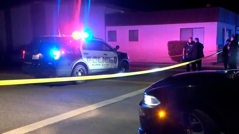 Asesinan a cuatro personas durante fiesta en California