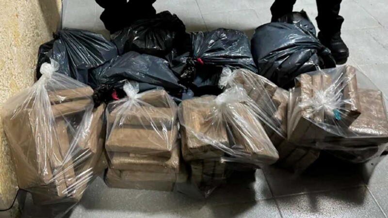 Autoridades en CDMX decomisan 100 kilogramos de cocaína