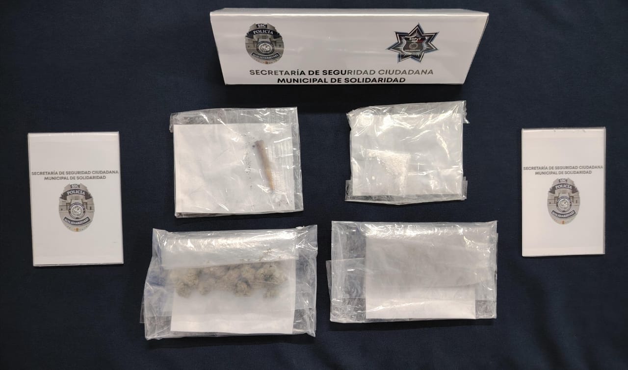 En Playa del Carmen detienen a un ruso con droga; a Egor "N", de 33 años, le aseguraron residuos de marihuana, un cigarro y una bolsa con la misma droga.