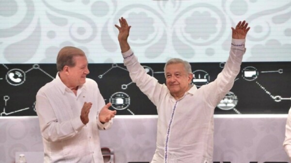 Cumplí a banqueros: AMLO; le agradecen no cambiar reglas