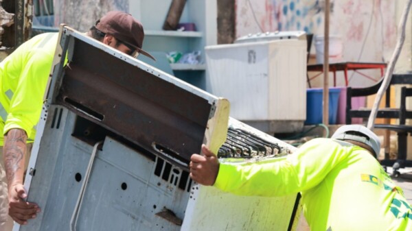 Exitosa descacharrización en la colonia La Gloria de Isla Mujeres