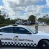 Hallan cuerpo calcinado en la carretera Cancún-Leona Vicario